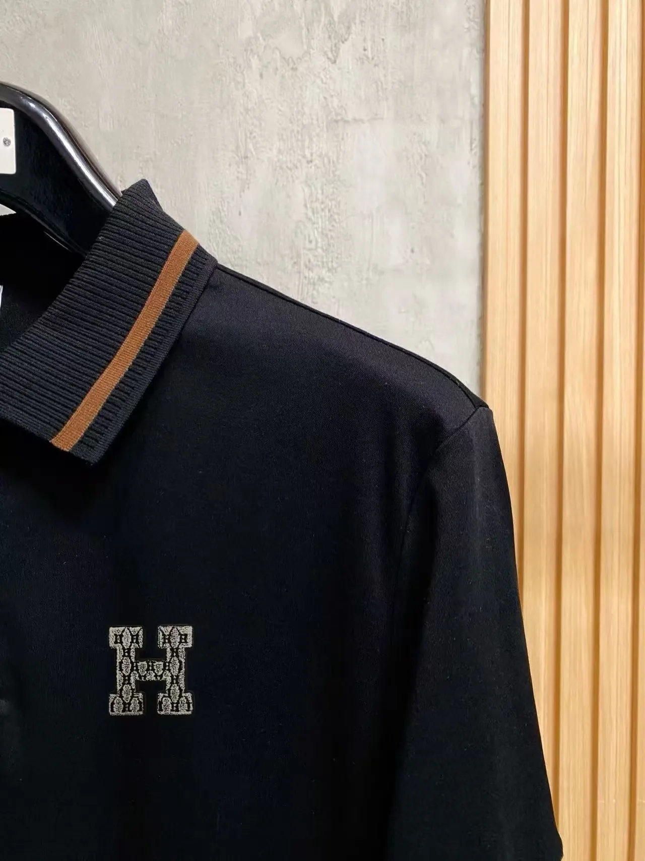 P125， 2026 POLO ， ， ，Classic ！ ， ， ， ！ ， Classic ， ， logo ！ ， ， ， ， ！ ， Premium ， ， ， ， Breathable ， ， ！ ， ， ， ， ， ， ， ， ， ！Size：M-4XL